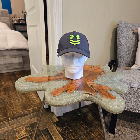 NWOT UNDER ARMOUR BASEBALL CAP - Picture 1 of 5